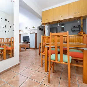 https://casa-sandra-malaga.hotelsinnerja.org