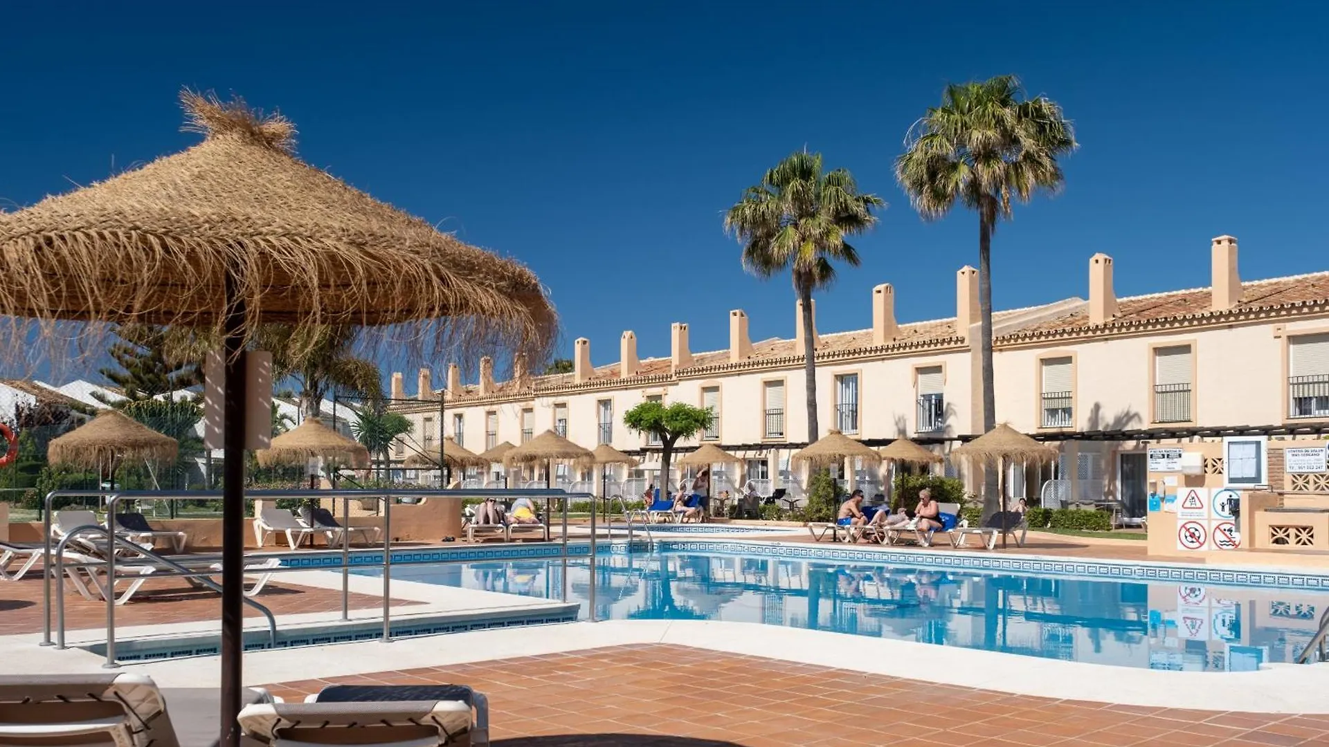 Playa & Beach Apartments Mijas Costa & Fuengirola By Alfresco Stays El Faro Spanje